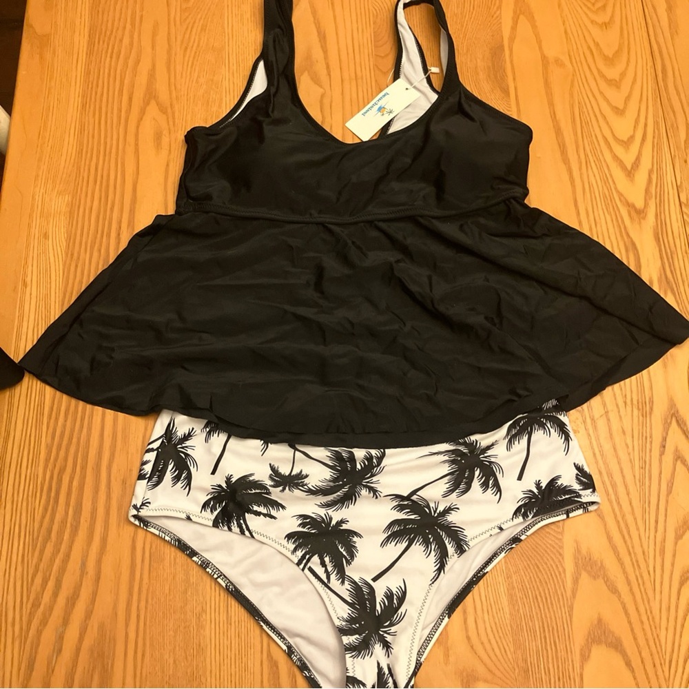 New Lot of women XL multiple bathing suits 4 black Tankini tops w/ 6 fun bottoms